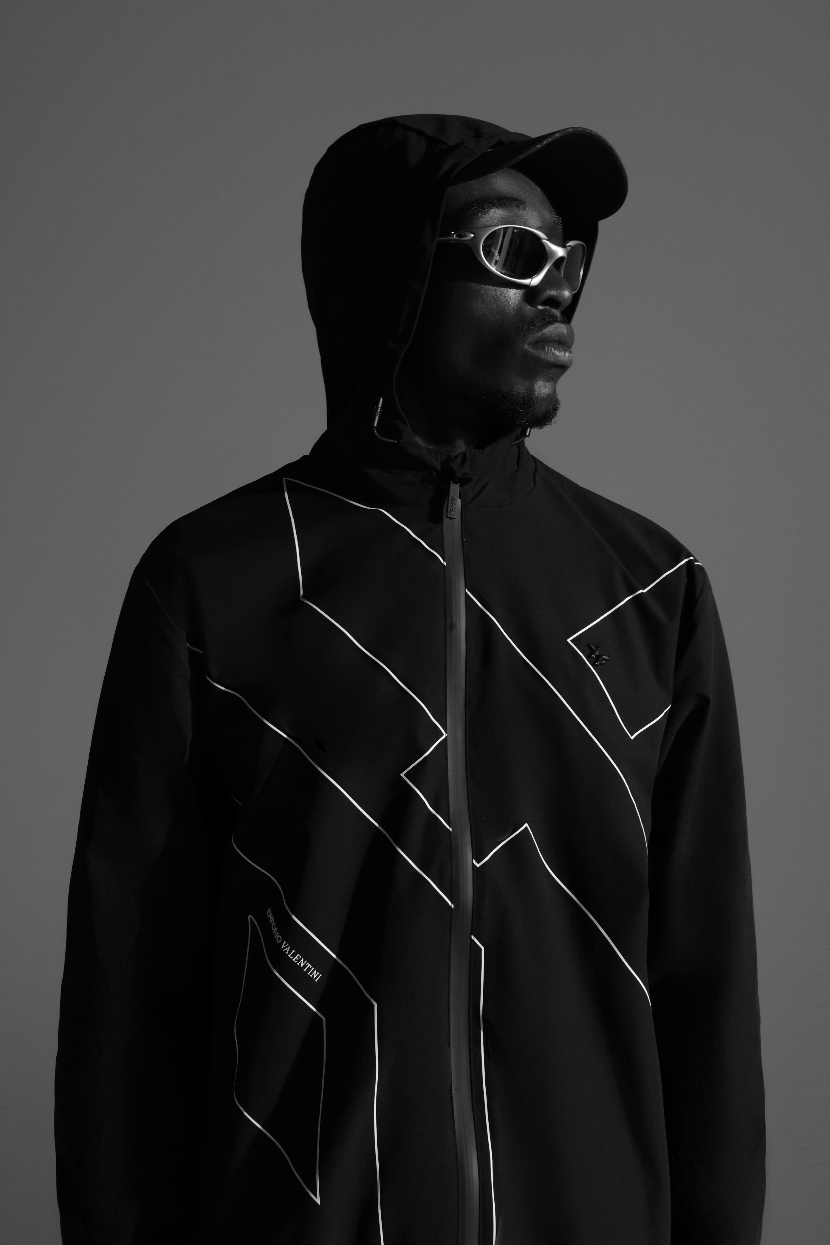 חליפת ניילון FIRENZE בעיצוב גיאומטרי