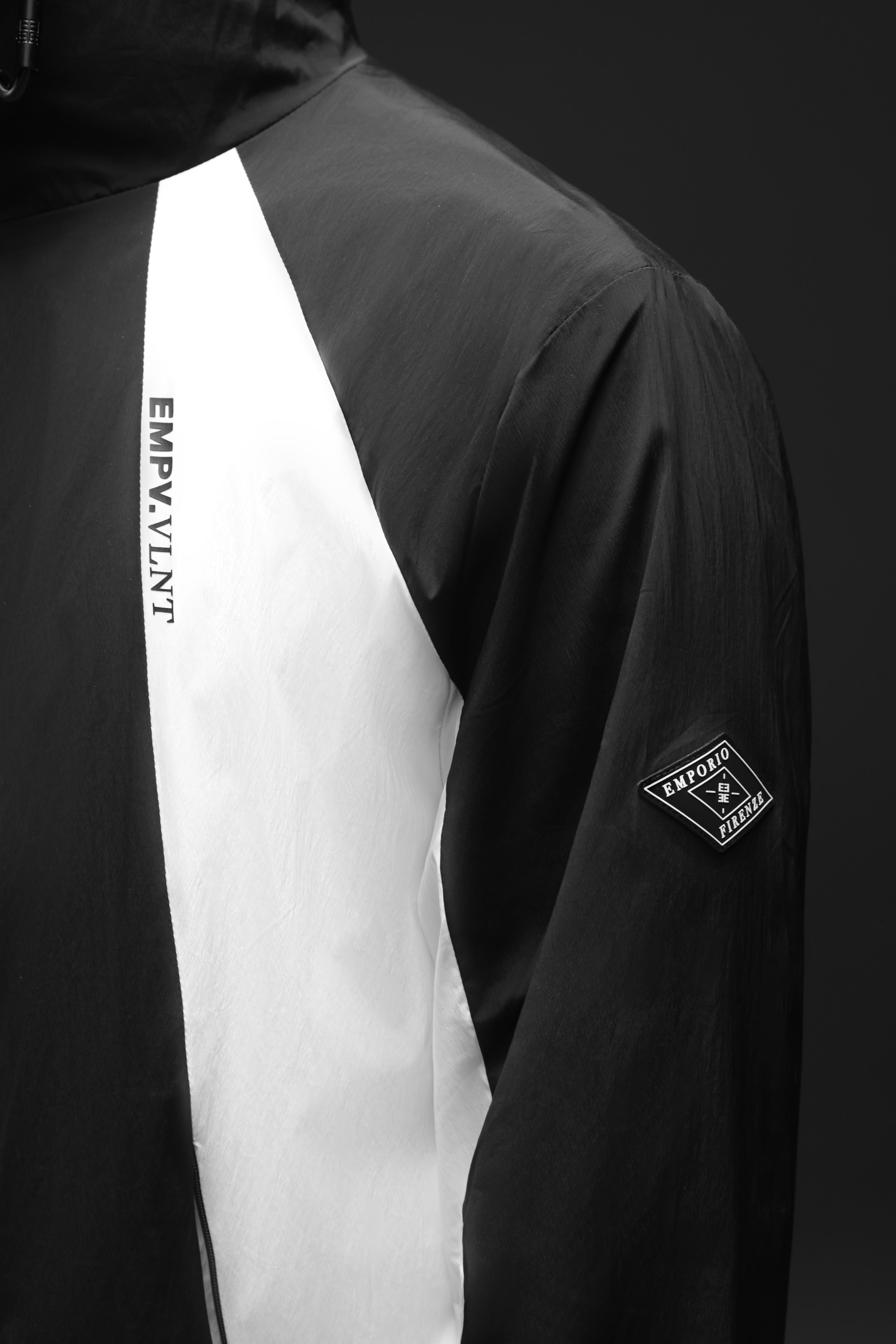 ז'קט רוח EMPORIO | Black & White Streetwear